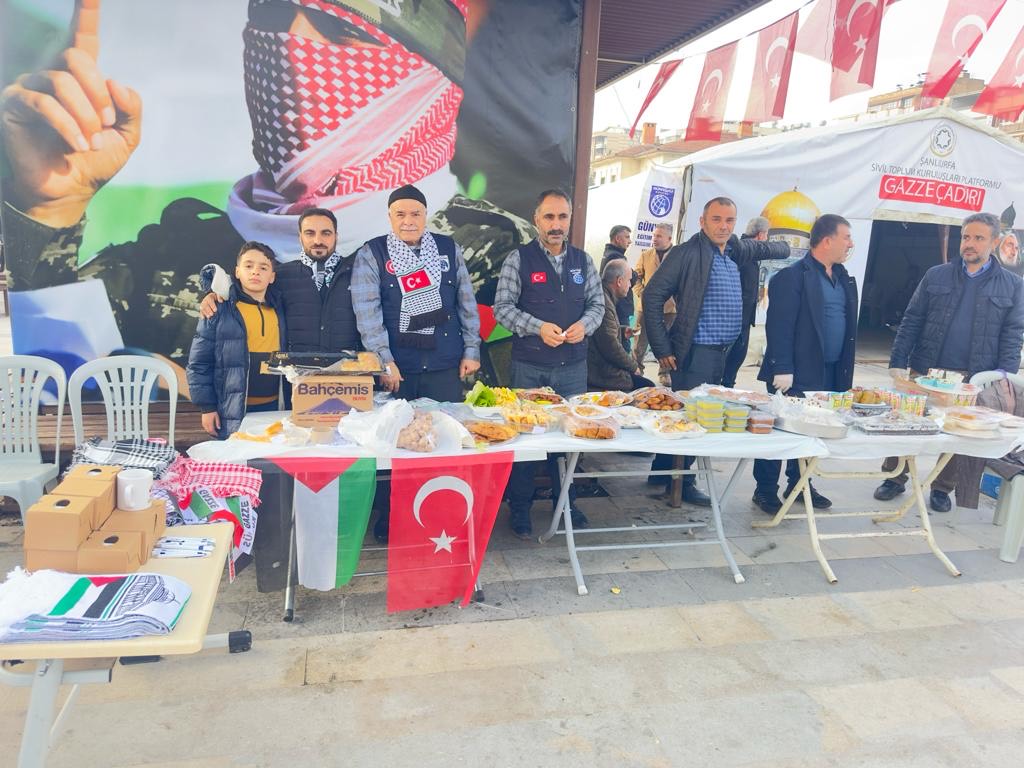 HER ŞEY GAZZE KARDEŞLERİMİZ İÇİN